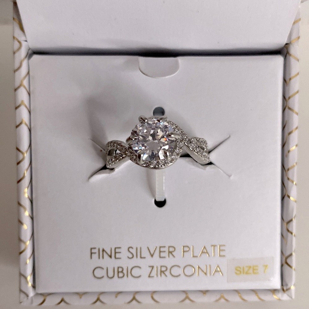 ✨🌿Elegant Fine Silver-Plated Ring